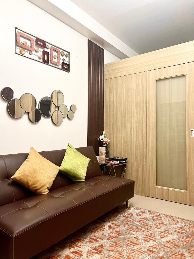 Shore Residence Pasay Exterior photo